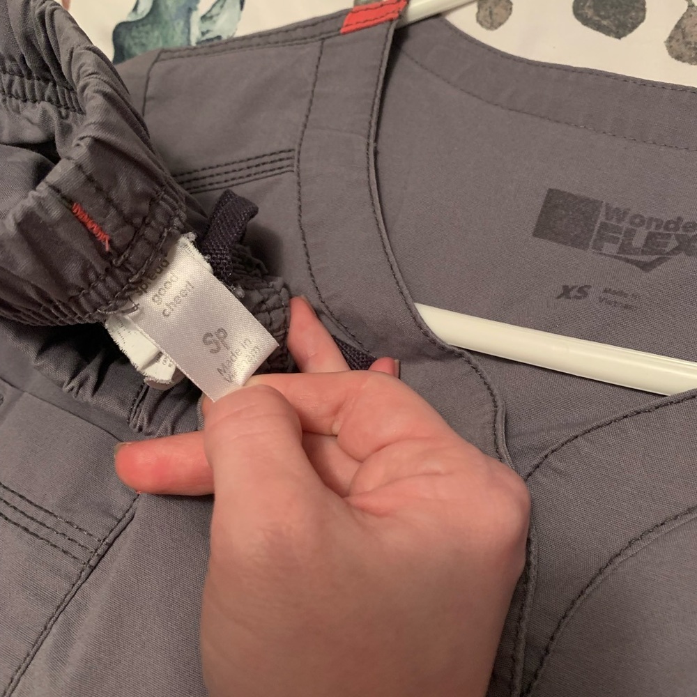 Gray Scrub Set - image 4